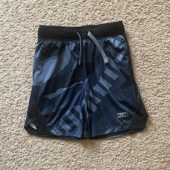 Athletic Set - Picture 3 of 6